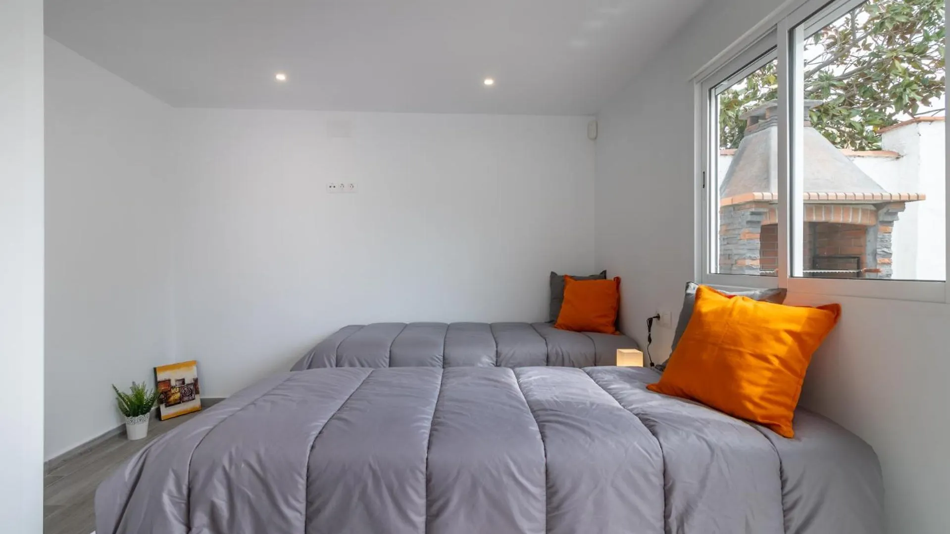 Goldhome - Montgri - Piscina Climatizada Empuriabrava