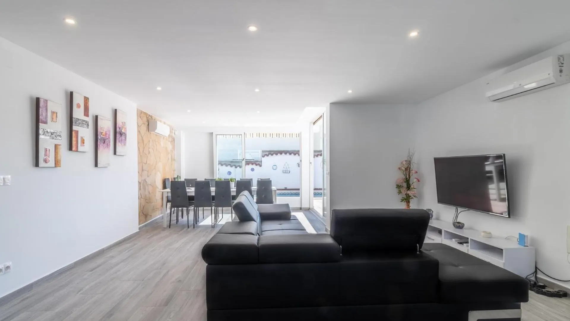 Goldhome - Montgri - Piscina Climatizada Empuriabrava 0*,  Spain